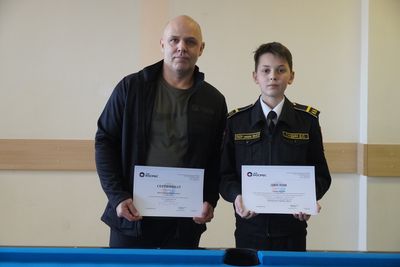 ������� � � �����