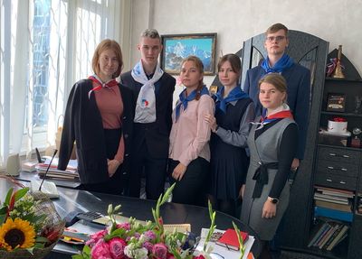 ����� � ���