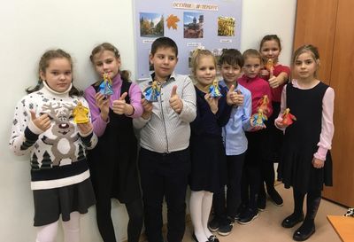 ����� ����