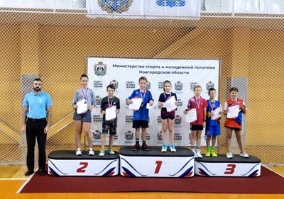 3 ����� � 3 ������� ������ �������� ���� ��������� �� ��� ��������