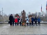 Ученики 558 школы приняли участие в митинге, посвященном Дню памяти о россиянах, исполнявших служебный долг за пределами Отечества